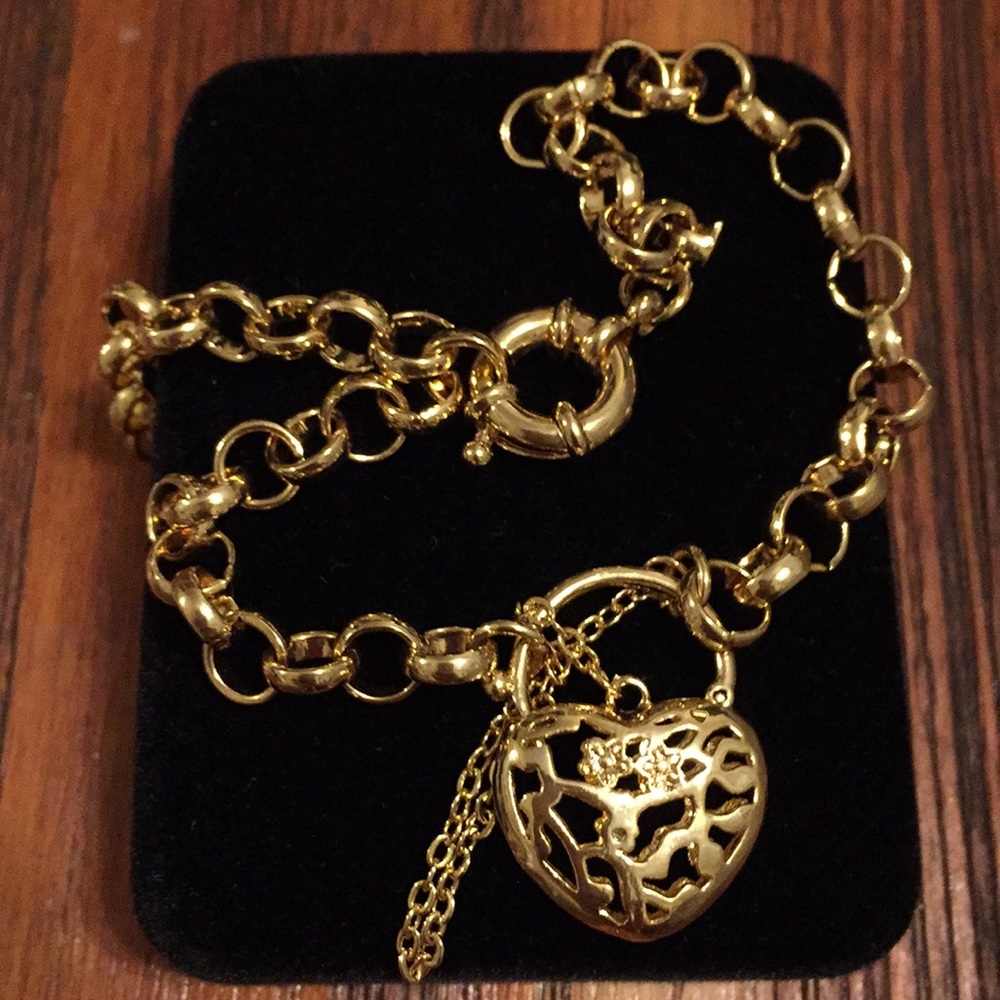 1): 18Kf Australian Rose Gold Locket Bracelet